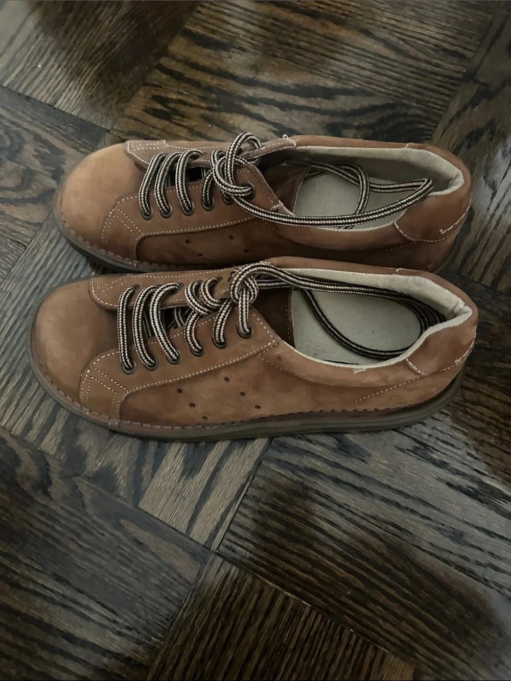 Vintage Doc Martins Casual Lace-Up Shoes - Brown